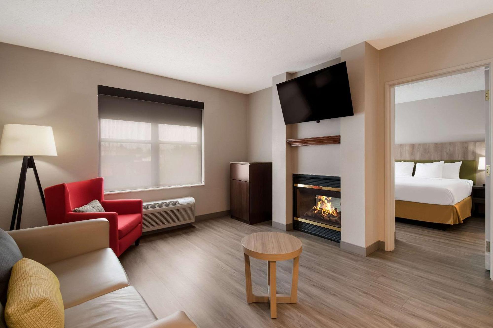 Country Inn & Suites By Radisson, Harrisburg Northeast - Hershey エクステリア 写真